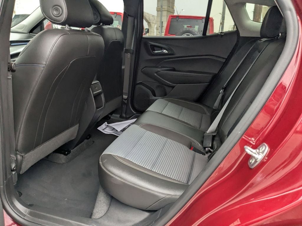 Thumbnail: 2025 Chevrolet Trax - 22