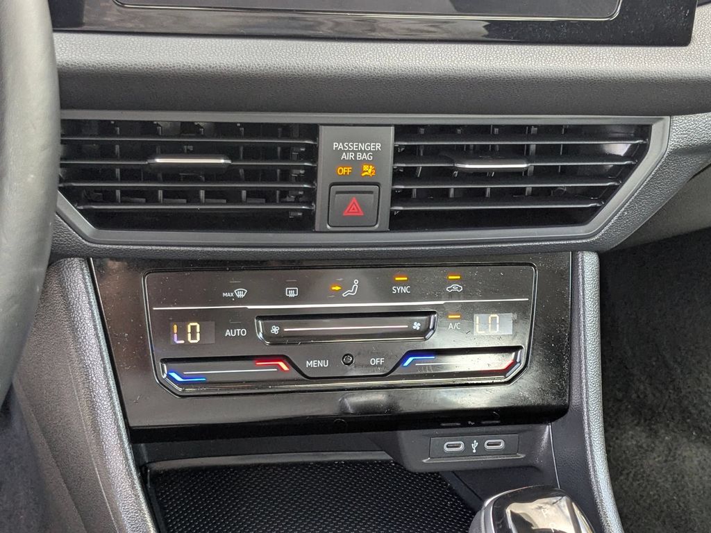 Thumbnail: 2025 Volkswagen Jetta - 20