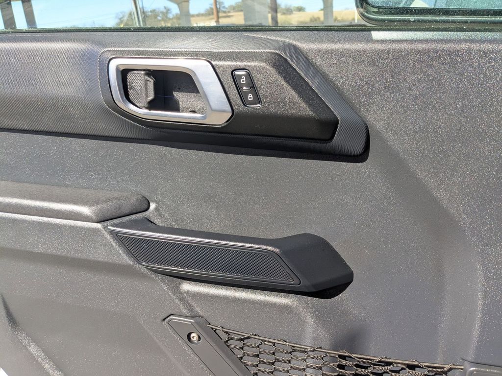 Thumbnail: 2025 Ford Bronco - 15