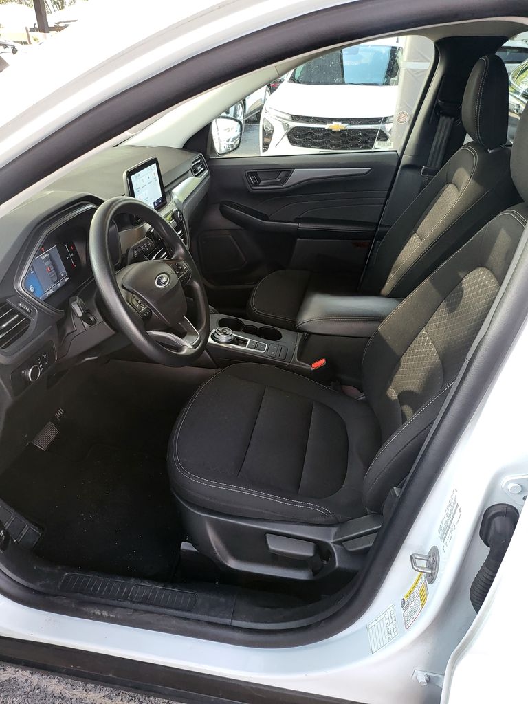 Thumbnail: 2025 Ford Escape - 3