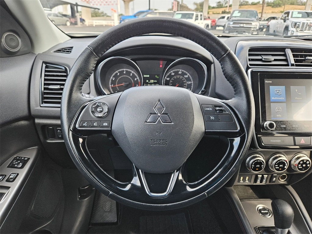 Thumbnail: 2024 Mitsubishi Outlander Sport - 22