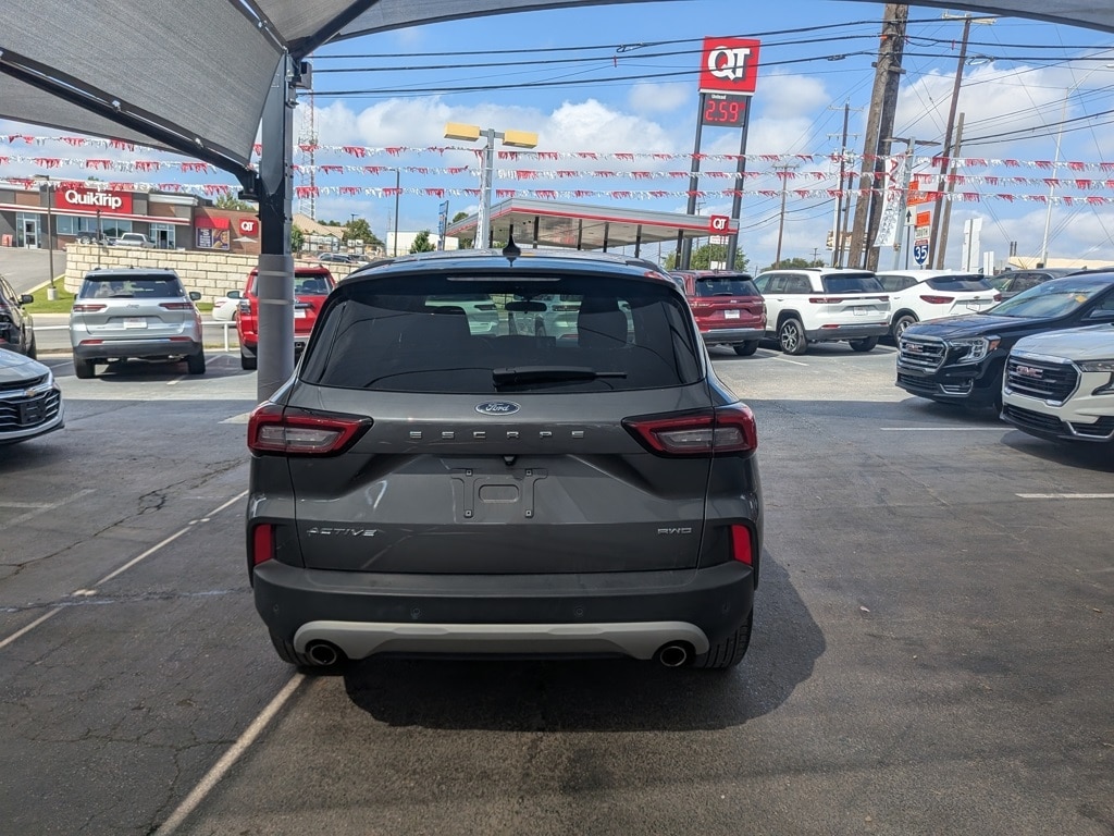 Thumbnail: 2024 Ford Escape - 7