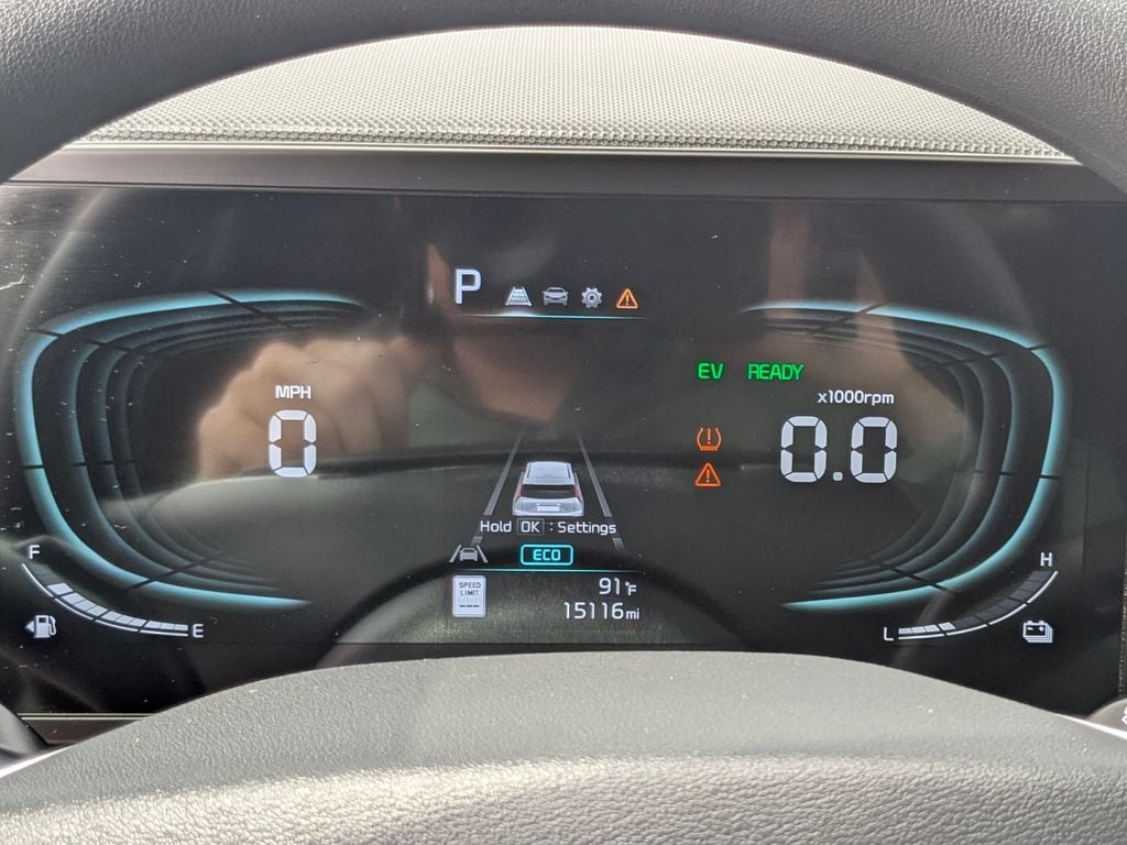 Thumbnail: 2025 Kia Niro - 17
