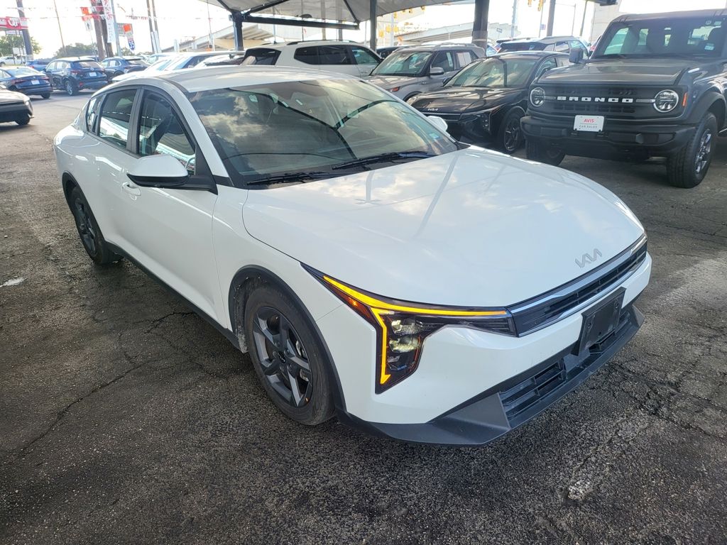Thumbnail: 2025 Kia K4 - 9