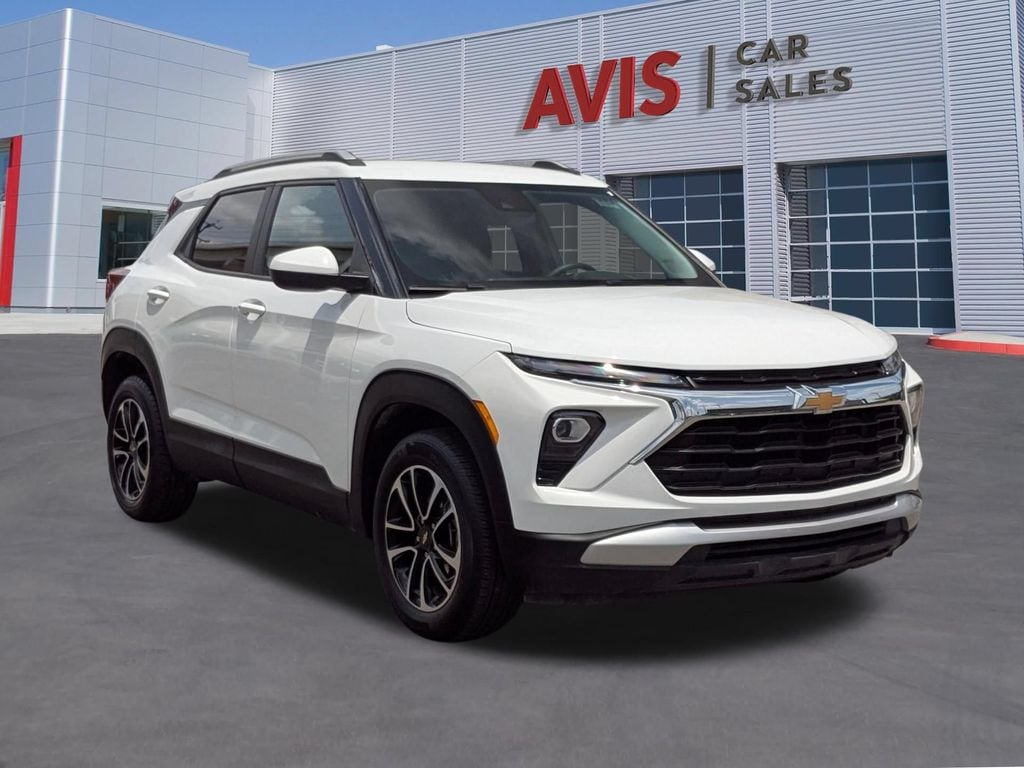Thumbnail: 2025 Chevrolet TrailBlazer - 9