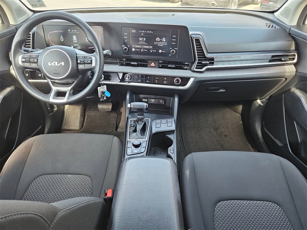 Thumbnail: 2023 Kia Sportage - 16