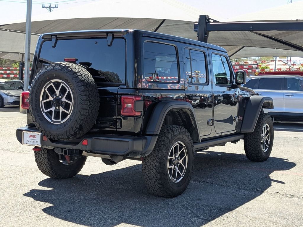 Thumbnail: 2025 Jeep Wrangler - 6