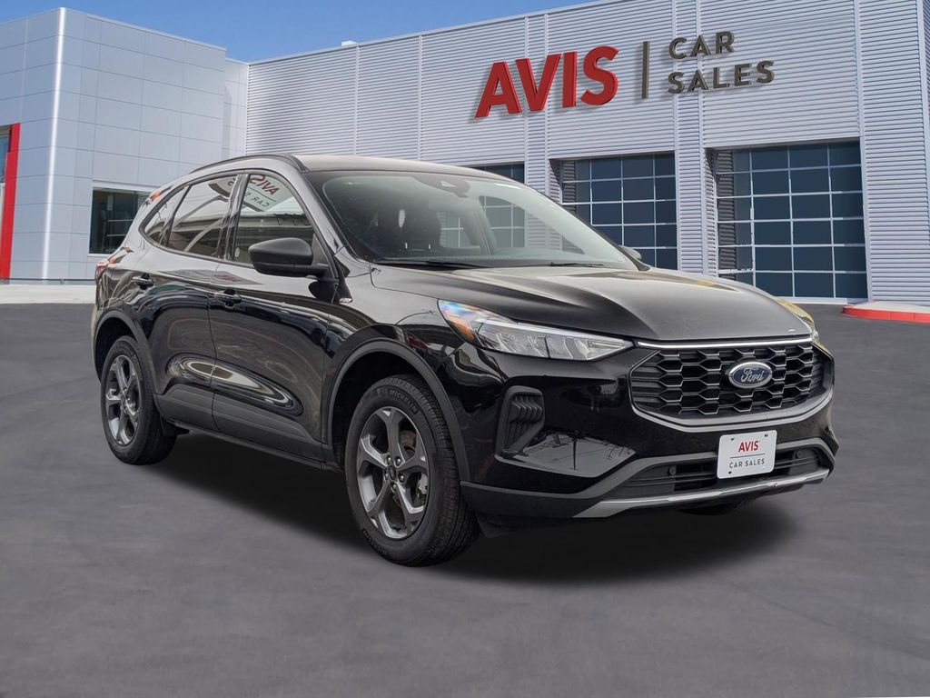Thumbnail: 2025 Ford Escape - 9