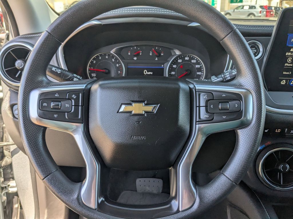Thumbnail: 2025 Chevrolet Blazer - 17