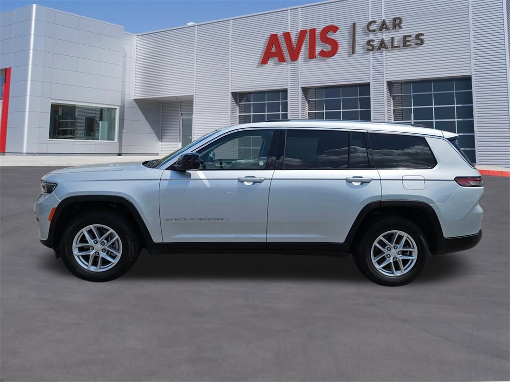 Thumbnail: 2023 Jeep Grand Cherokee - 10