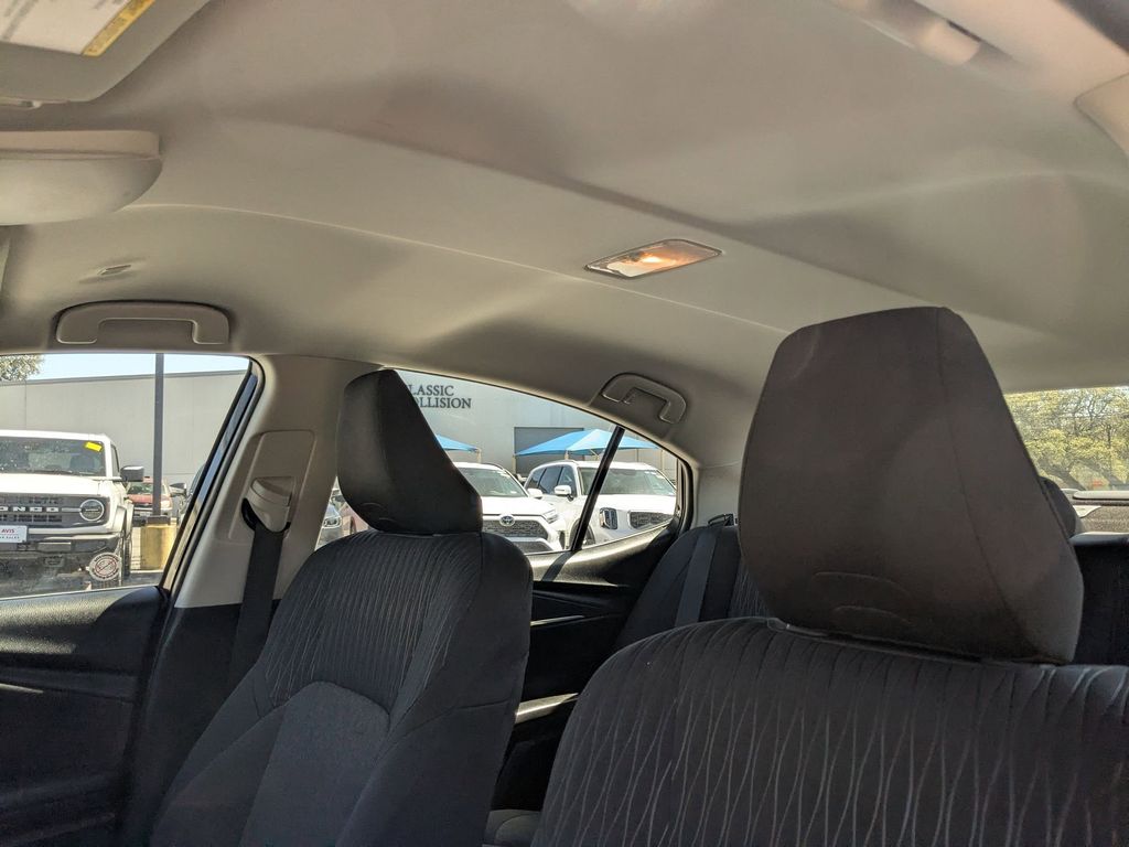 Thumbnail: 2025 Toyota Camry - 14