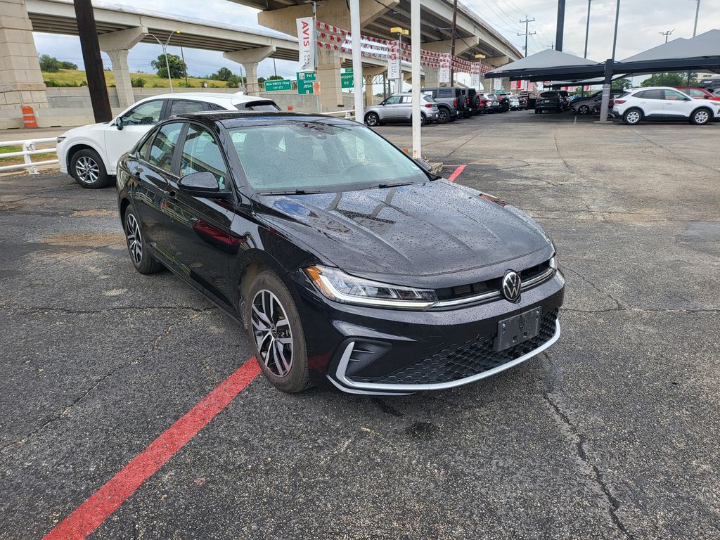 Thumbnail: 2025 Volkswagen Jetta - 2