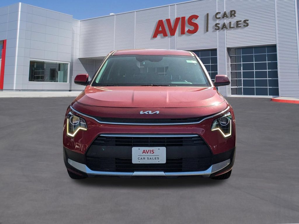 Thumbnail: 2025 Kia Niro - 10