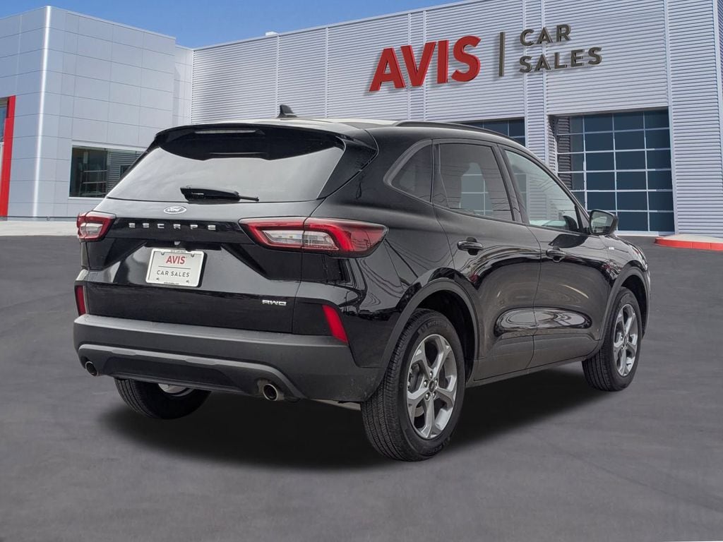Thumbnail: 2025 Ford Escape - 6