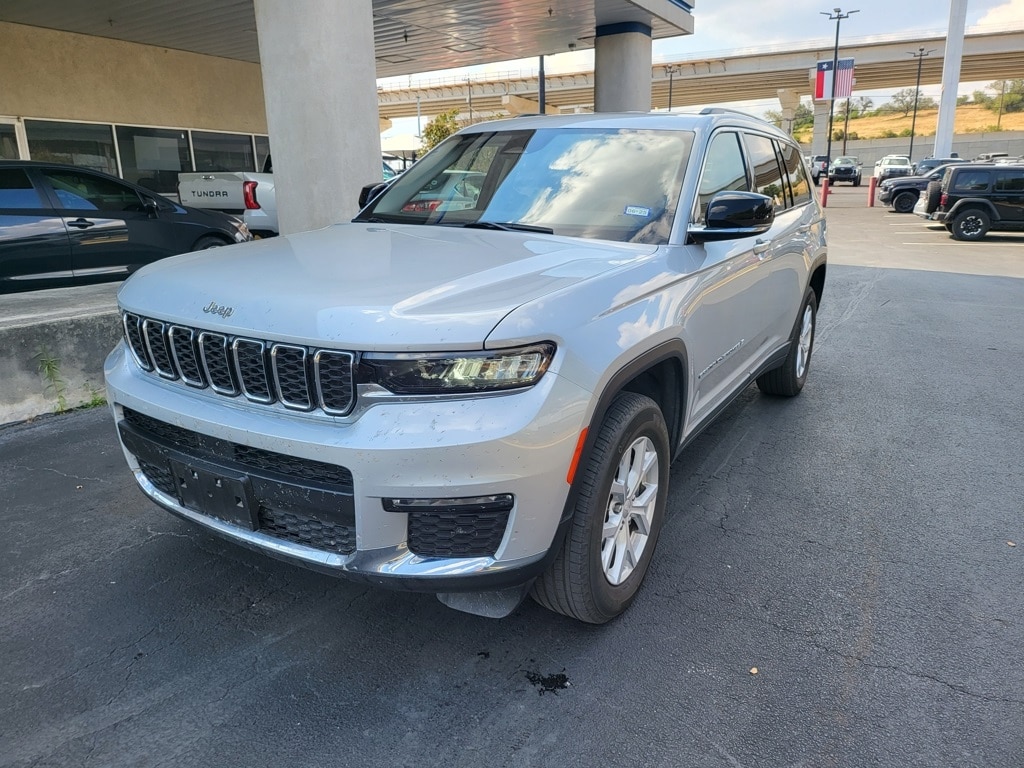 Thumbnail: 2023 Jeep Grand Cherokee - 1