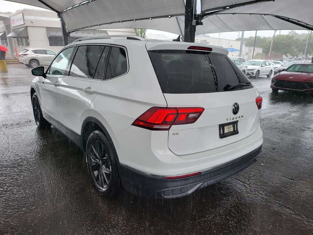 Thumbnail: 2024 Volkswagen Tiguan - 9