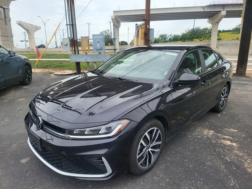 Thumbnail: 2025 Volkswagen Jetta - 1