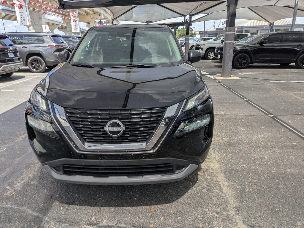 Thumbnail: 2023 Nissan Rogue - 2
