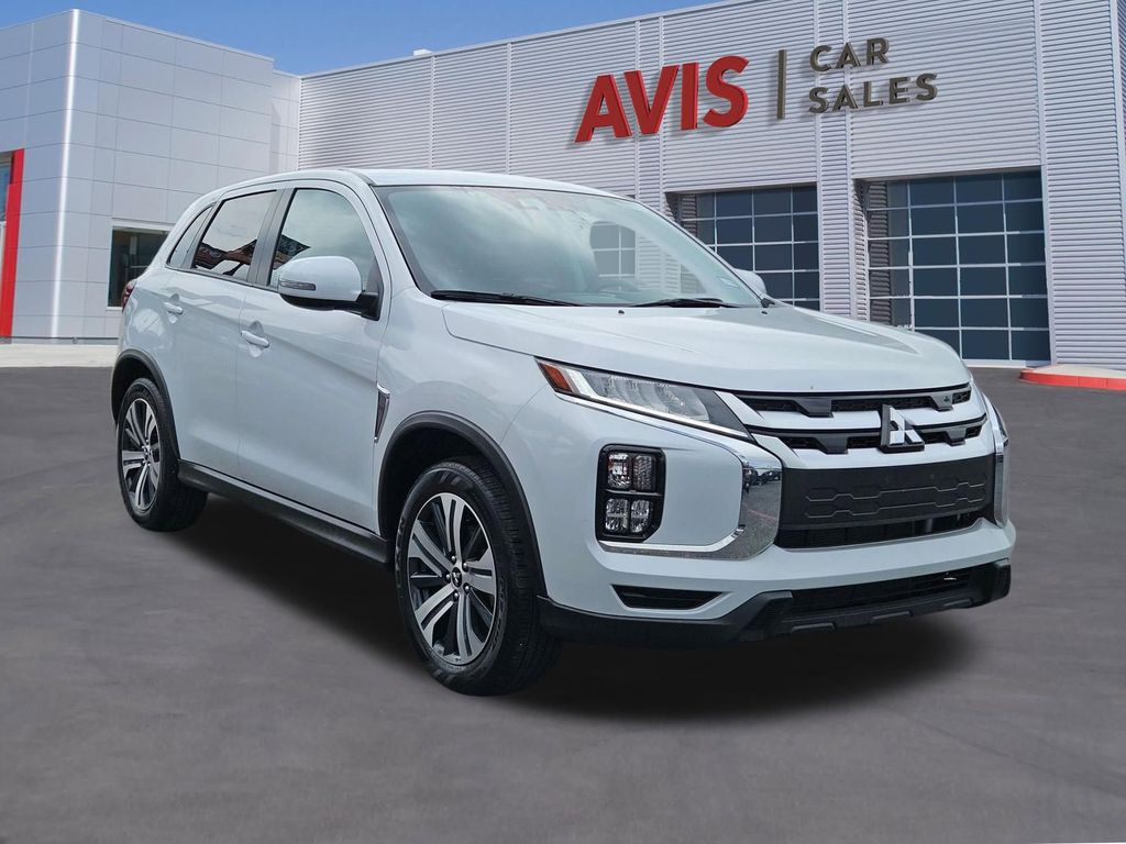Thumbnail: 2025 Mitsubishi Outlander Sport - 9