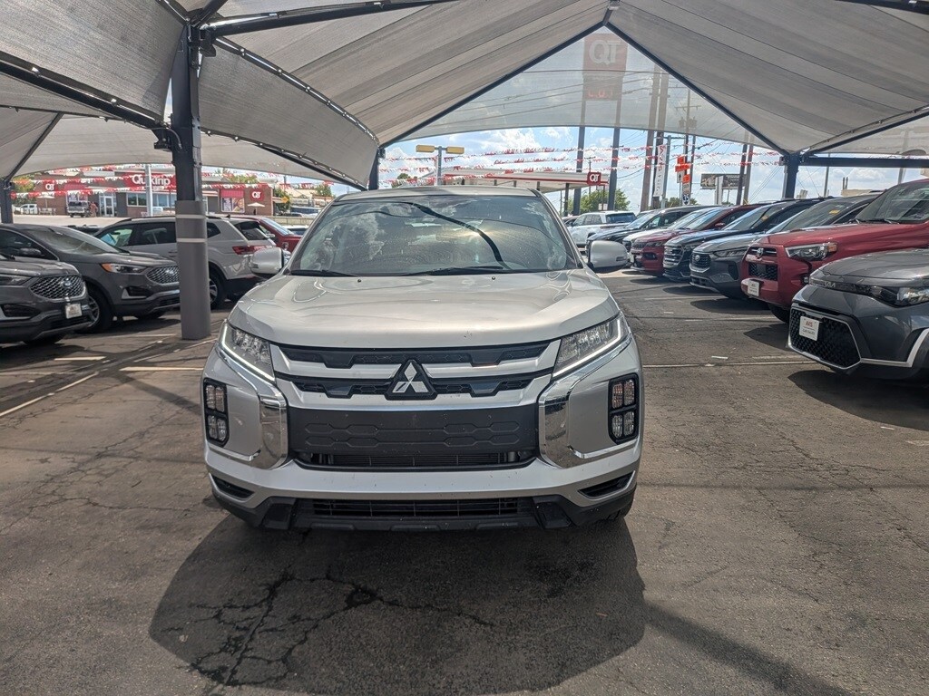 2024 Mitsubishi Outlander Sport SE photo 2