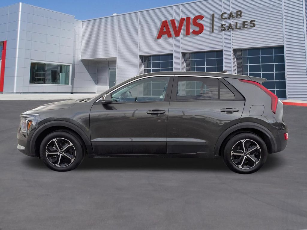 Thumbnail: 2025 Kia Niro - 2