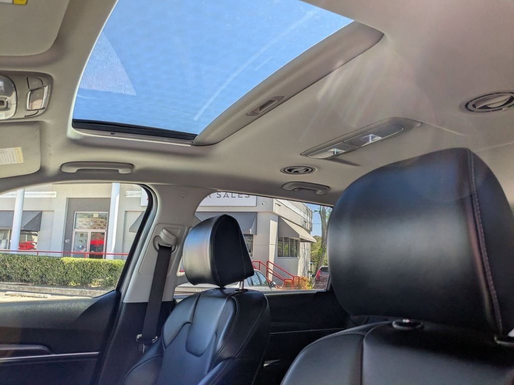 Thumbnail: 2025 Kia Telluride - 24