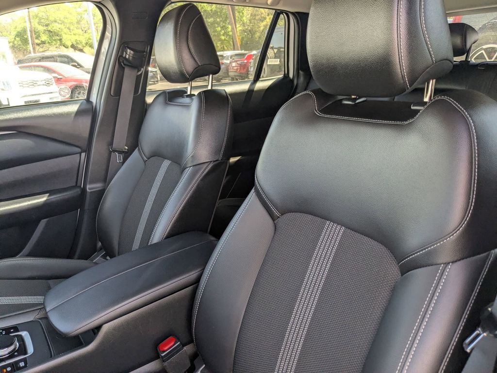 Thumbnail: 2025 Mazda CX-50 - 14