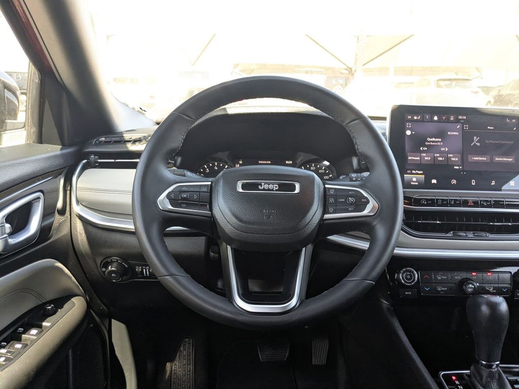 Thumbnail: 2025 Jeep Compass - 25