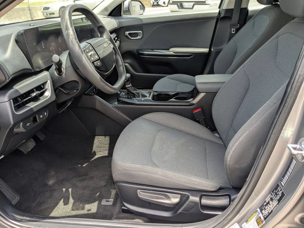 Thumbnail: 2025 Kia K4 - 11