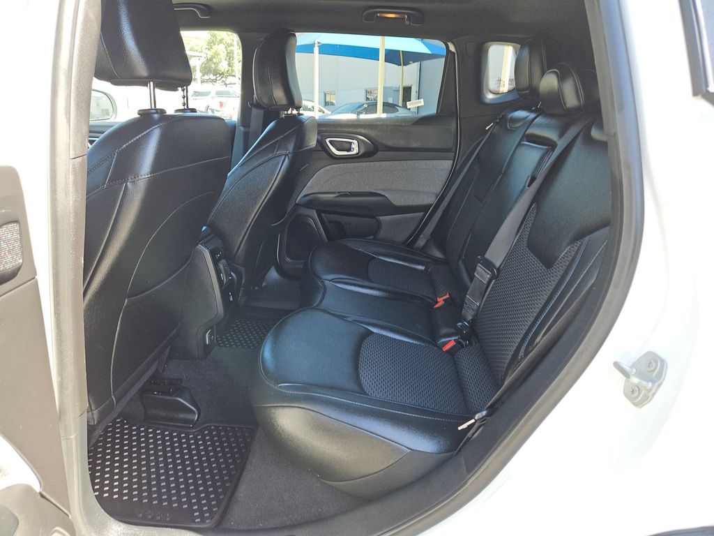 2025 Jeep Compass Latitude - Photo 17
