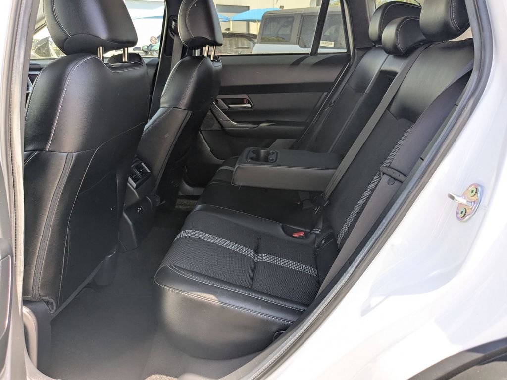 Thumbnail: 2025 Mazda CX-50 - 24