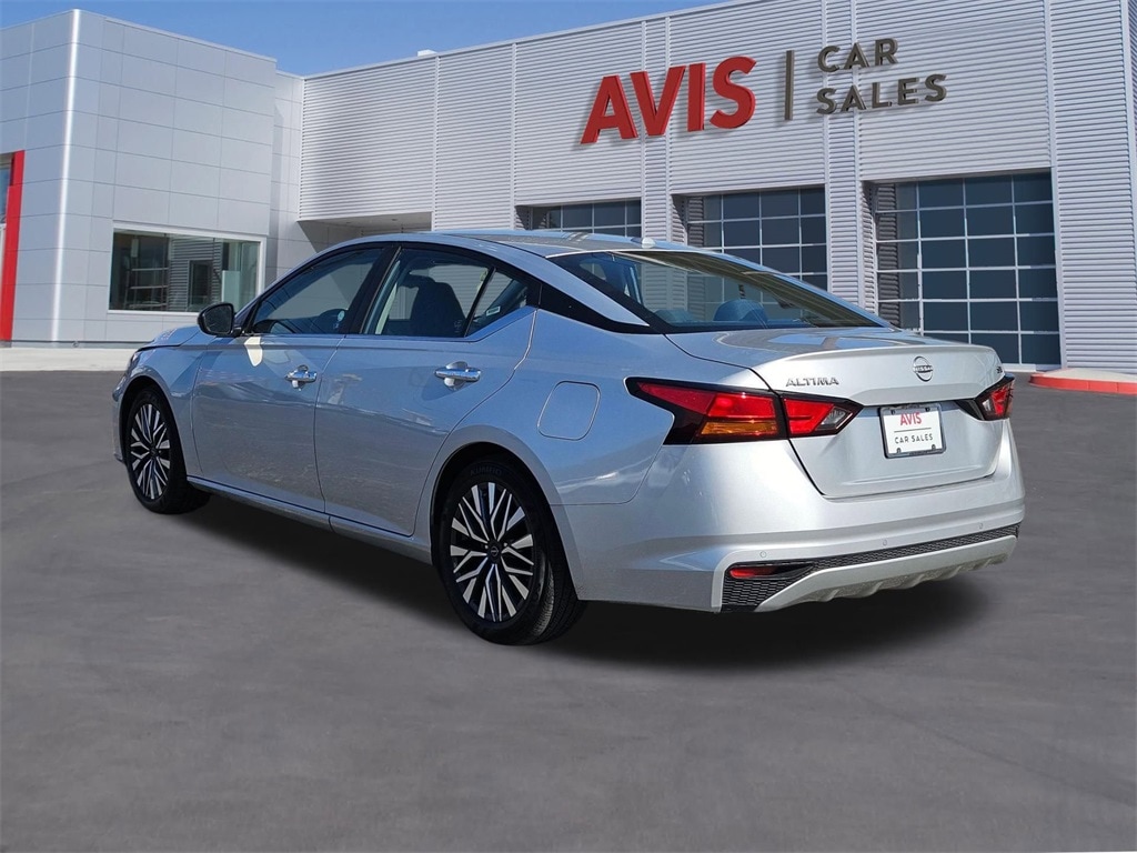 Thumbnail: 2024 Nissan Altima - 9