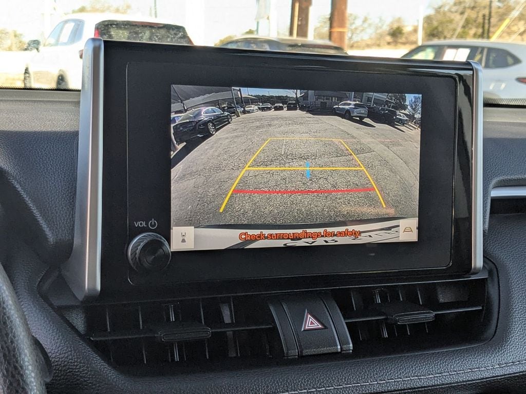 Thumbnail: 2025 Toyota RAV4 - 21