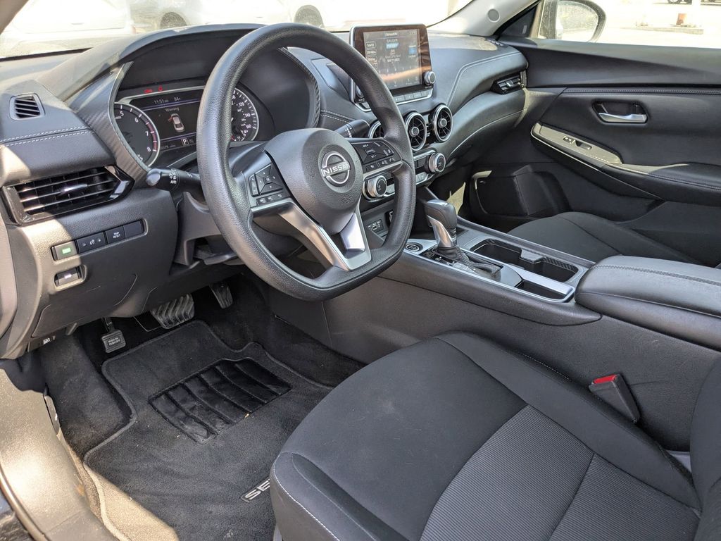 Thumbnail: 2024 Nissan Sentra - 10