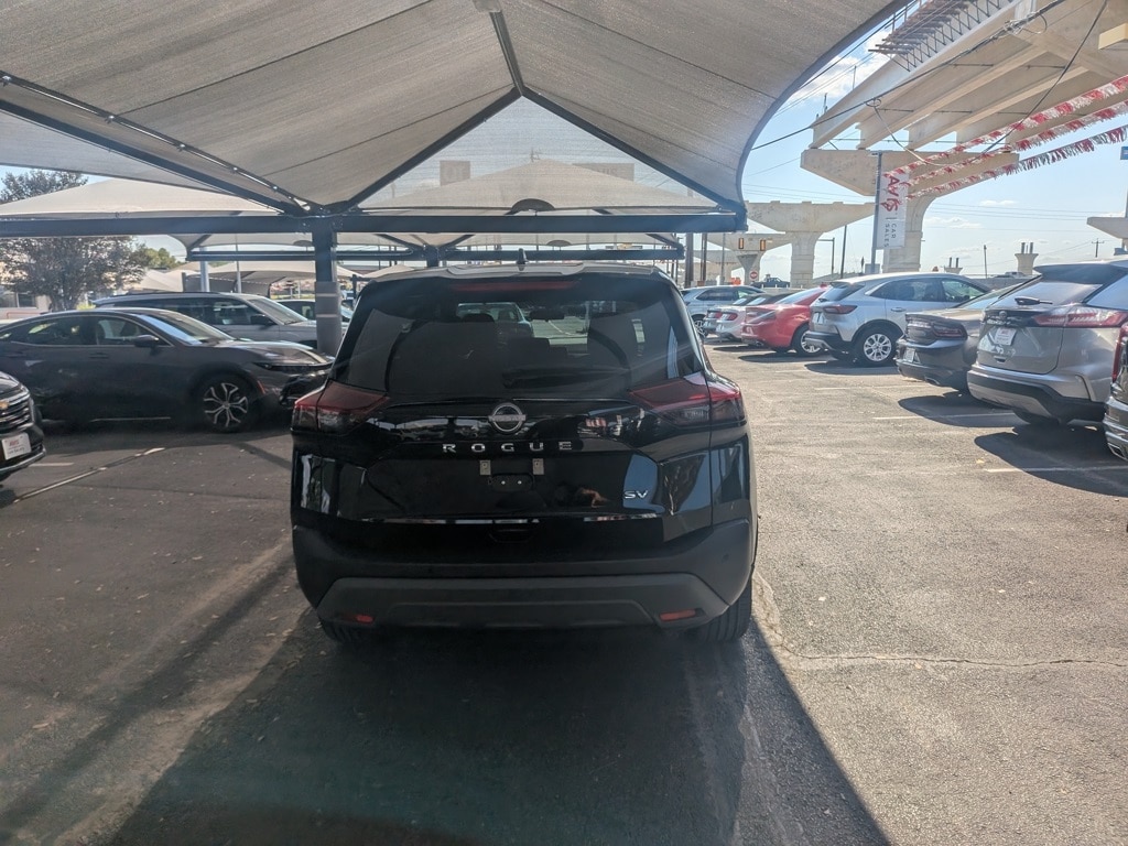 Thumbnail: 2023 Nissan Rogue - 7