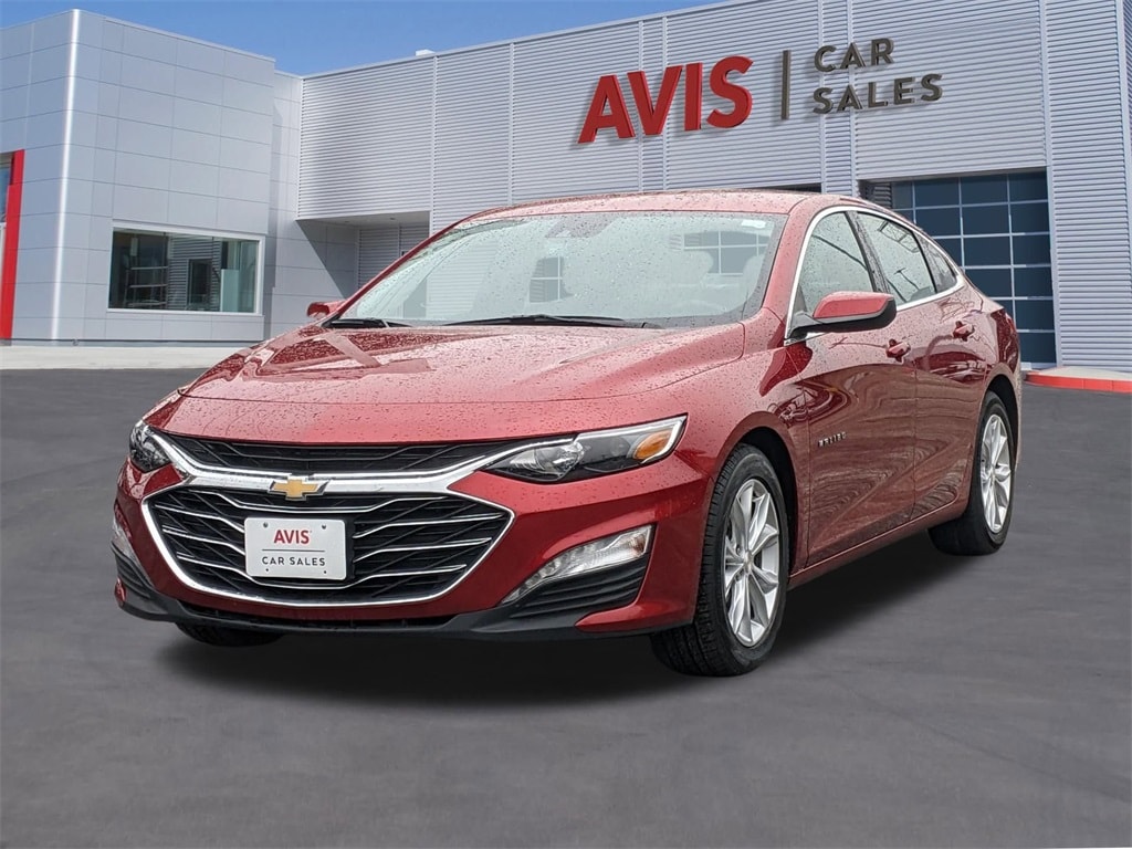 2024 Chevrolet Malibu LT Hero Image