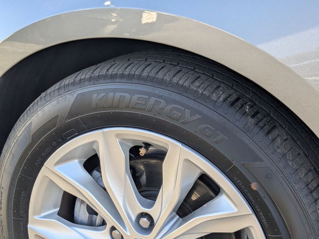 Thumbnail: 2024 Chevrolet Malibu - 30