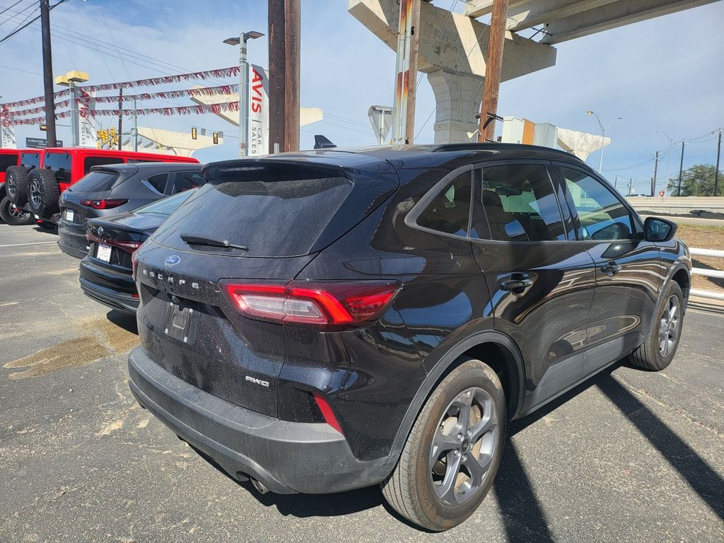 Thumbnail: 2025 Ford Escape - 12