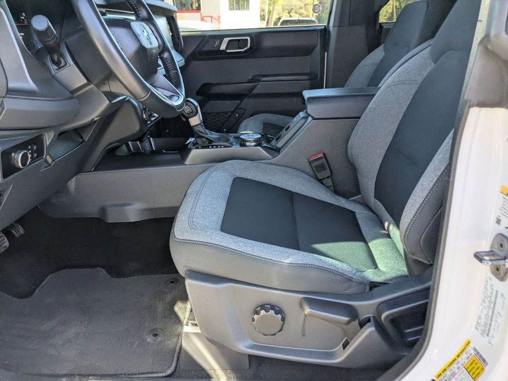 Thumbnail: 2025 Ford Bronco - 11