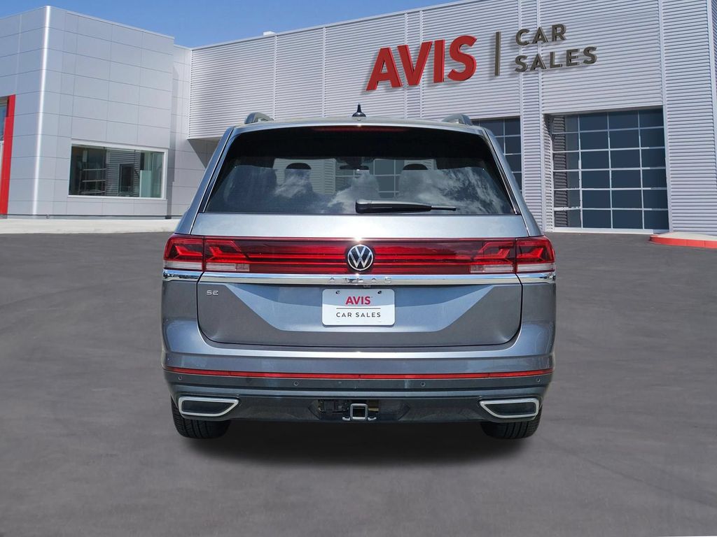 2025 Volkswagen Atlas SE w/Tech - Photo 7