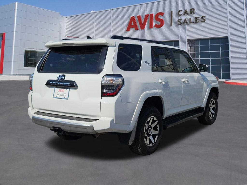 Thumbnail: 2024 Toyota 4Runner - 6
