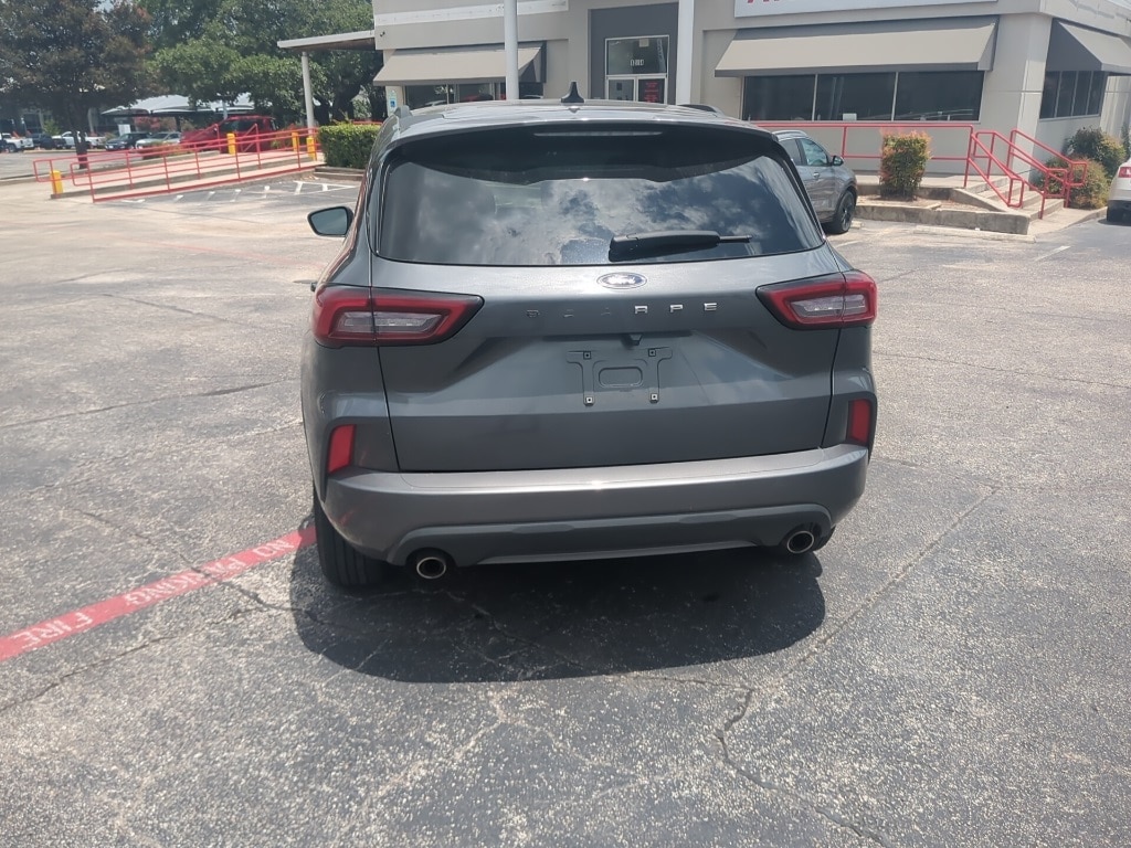 Thumbnail: 2024 Ford Escape - 7