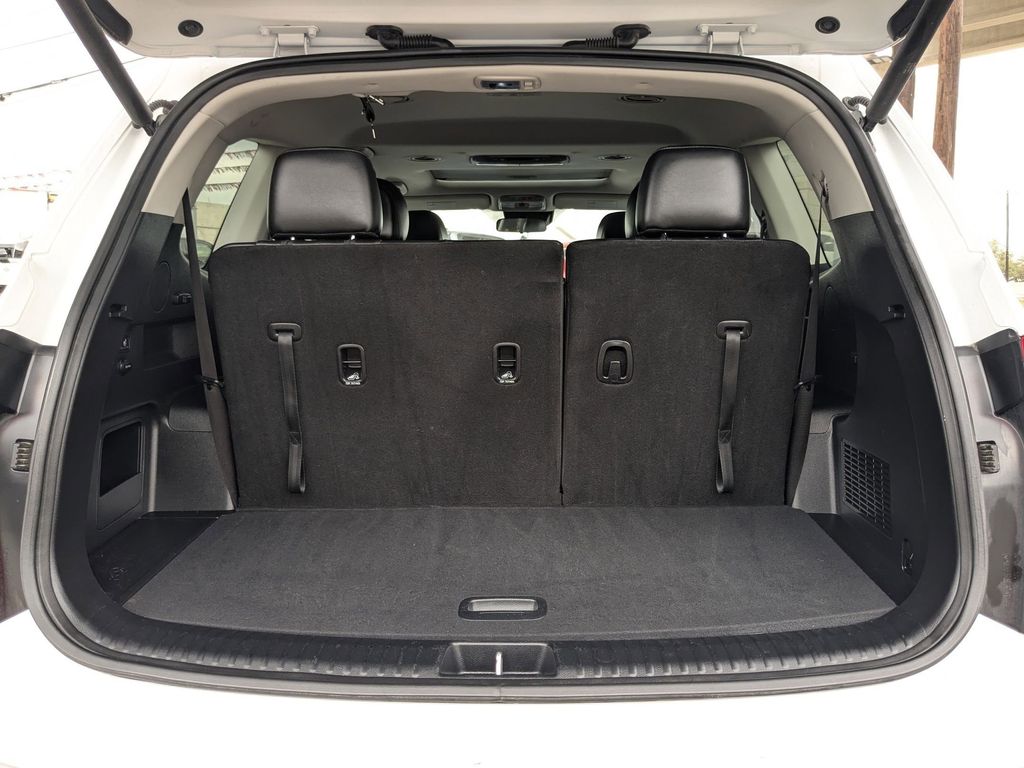 Thumbnail: 2025 Kia Telluride - 28