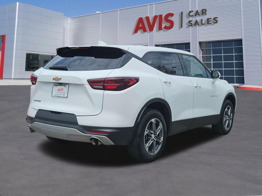 Thumbnail: 2025 Chevrolet Blazer - 6