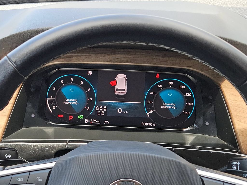 2025 Volkswagen Atlas SE w/Tech - Photo 25