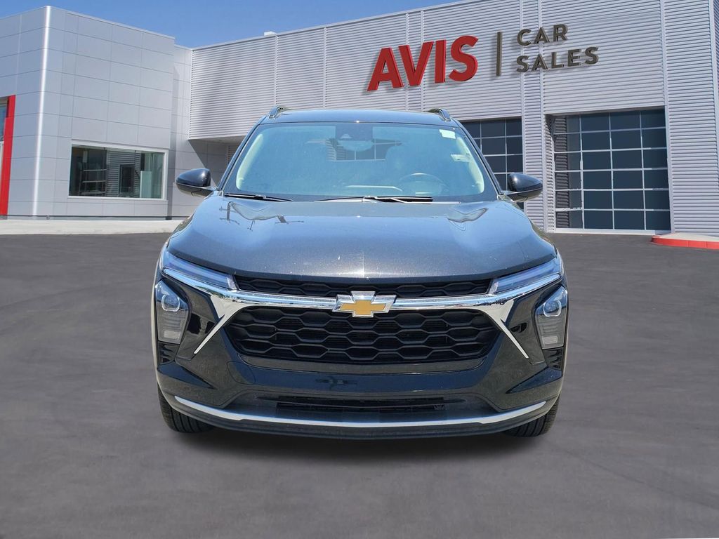 Thumbnail: 2025 Chevrolet Trax - 10