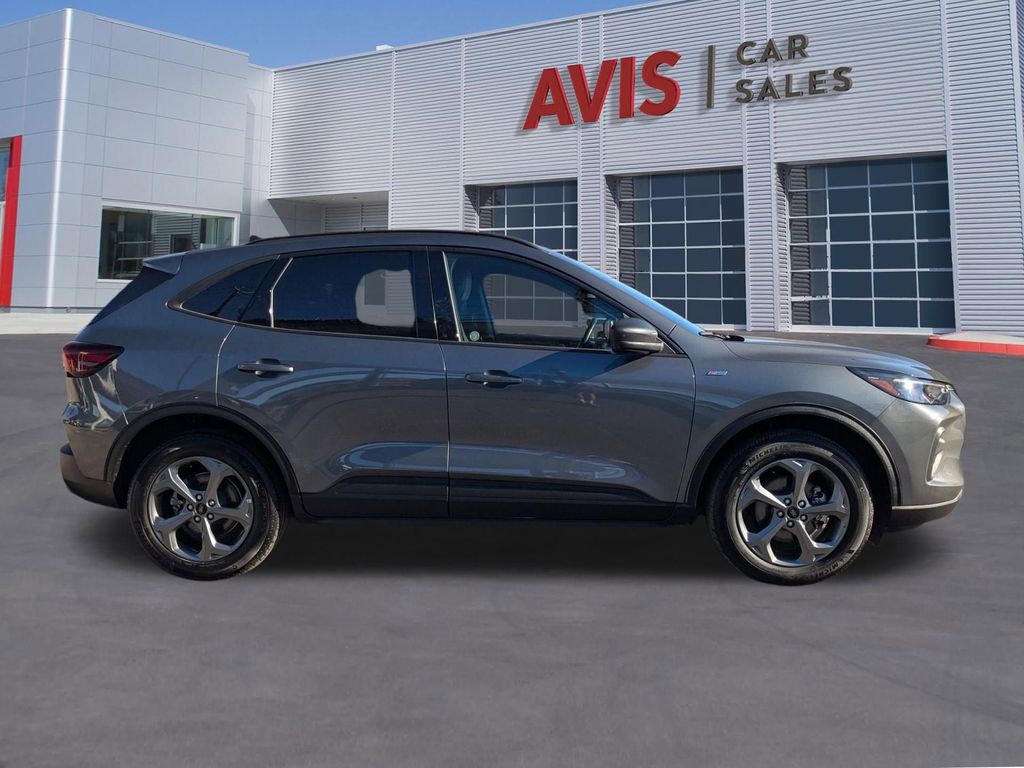 Thumbnail: 2025 Ford Escape - 7
