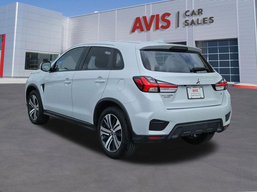 Thumbnail: 2025 Mitsubishi Outlander Sport - 3