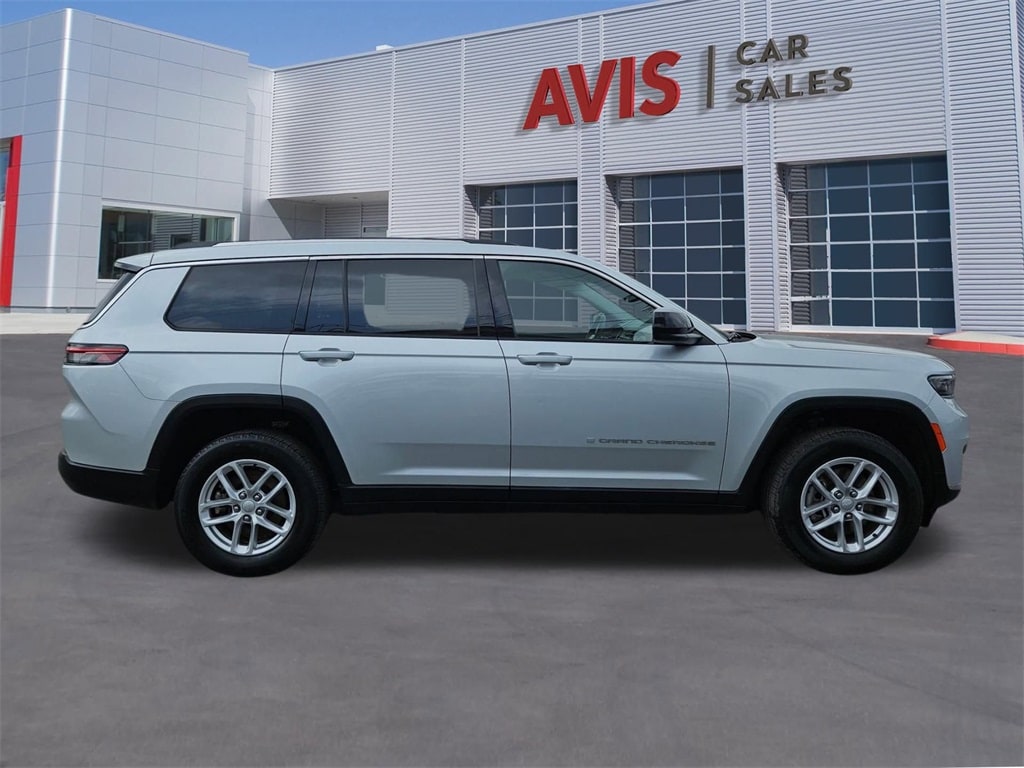 2023 Jeep Grand Cherokee Laredo 5
