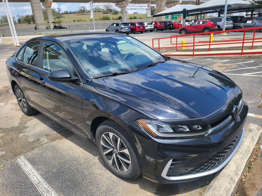 Thumbnail: 2025 Volkswagen Jetta - 3